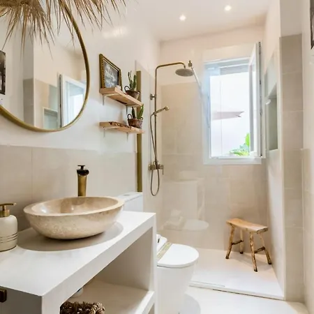 Oasis Con Patio Y Encanto En Centro Seville