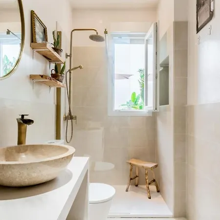 Oasis Con Patio Y Encanto En Centro